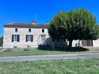 Maison à vendre à Saint-Méard-de-Gurçon, Dordogne - 372 000 € - photo 1