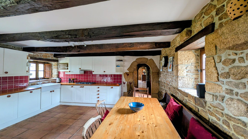 French property for sale in Melrand, Morbihan - €339,200 - photo 1