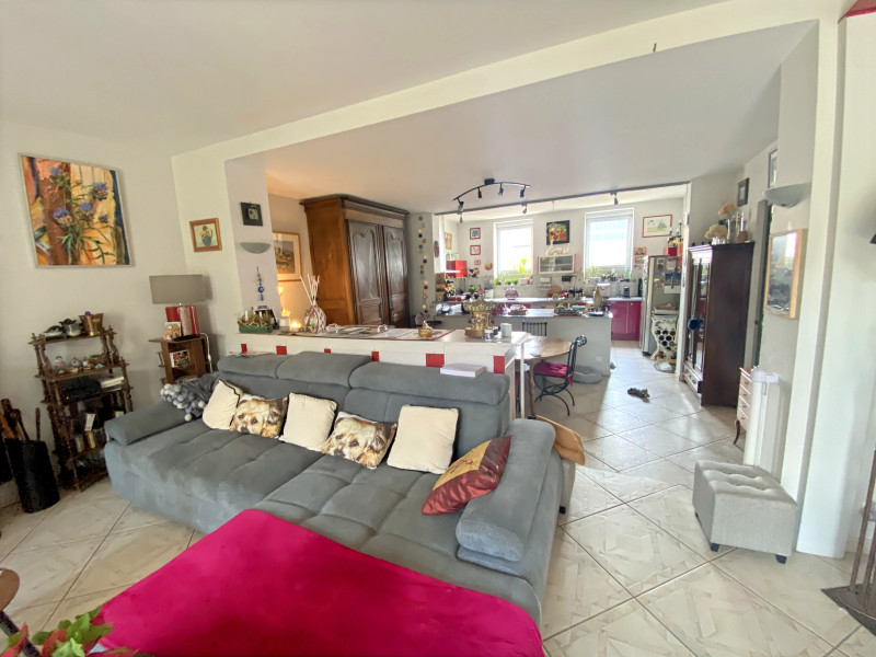 French property for sale in Cognac, Charente - €562,000 - photo 4