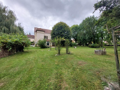 French property for sale in Noyers, Yonne - €399,000 - photo 2