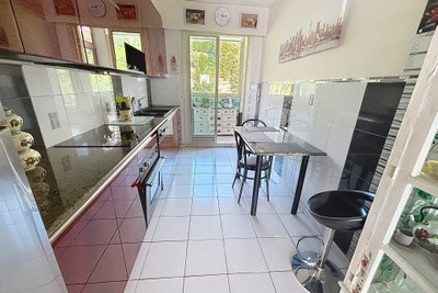 French property for sale in Nice, Alpes-Maritimes - €525,000 - photo 5