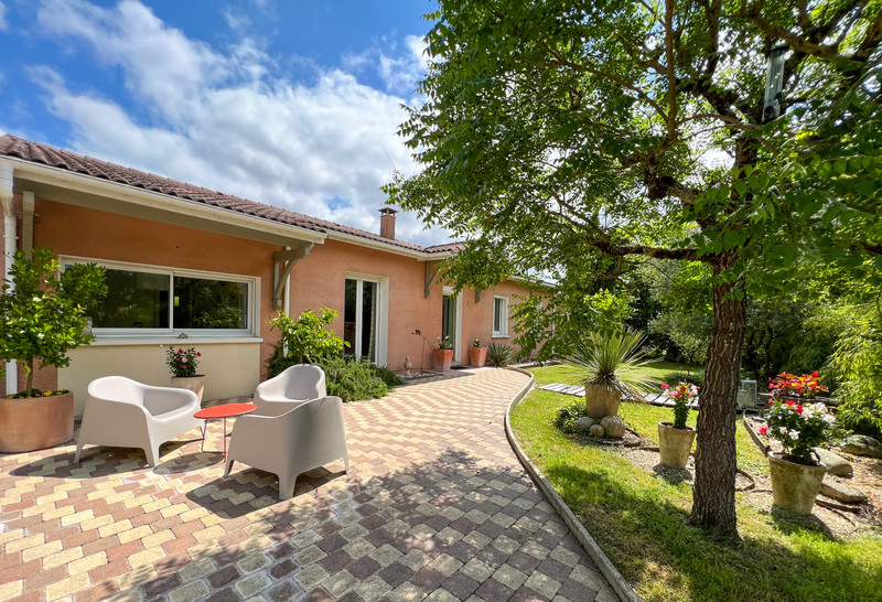 French property for sale in Lauzun, Lot-et-Garonne - €267,500 - photo 10