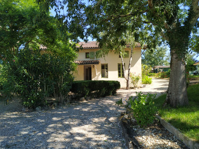 Maison à vendre à Coutras, Gironde, Aquitaine, avec Leggett Immobilier