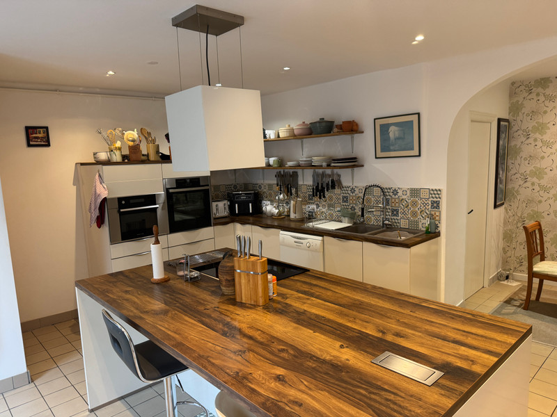 French property for sale in Gouarec, Côtes-d'Armor - €283,550 - photo 1