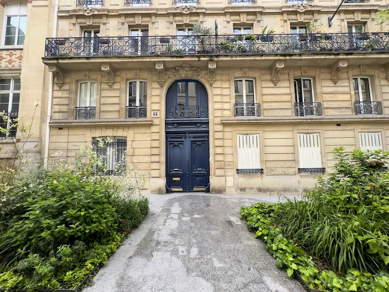 French property for sale in Paris 8e Arrondissement, Paris - €813,000 - photo 0