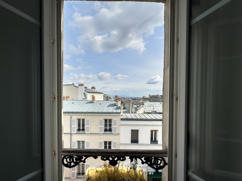 French property for sale in Paris 18e Arrondissement, Paris - €320,000 - photo 9