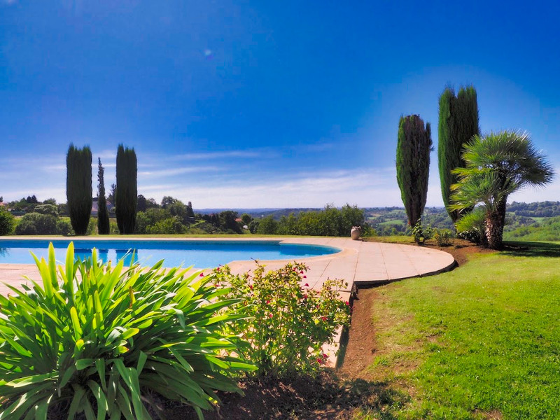 French property for sale in Nantheuil, Dordogne - €553,000 - photo 5