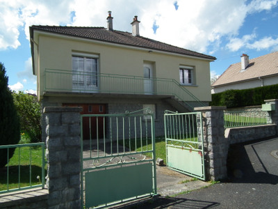 French property for sale in Auzances, Creuse - €129,900 - photo 4