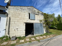 Maison à vendre à Saint-Dizant-du-Gua, Charente-Maritime - 150 000 € - photo 8