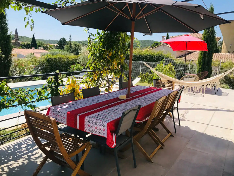 House for sale in Le Pin Gard Very beautiful villa with swimming