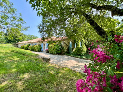 Maison à vendre à Eymet, Dordogne, Aquitaine, avec Leggett Immobilier