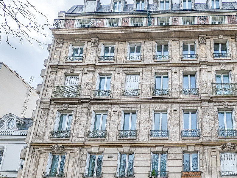 French property for sale in Paris 7e Arrondissement, Paris - €2,350,000 - photo 10
