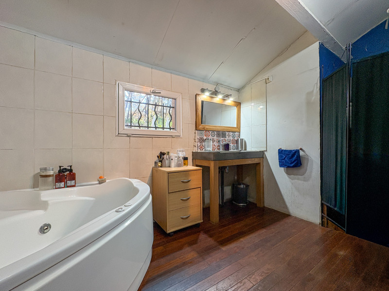 French property for sale in Saint-Cannat, Bouches-du-Rhône - €625,000 - photo 6