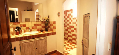 French property for sale in Avignon, Vaucluse - €320,000 - photo 8