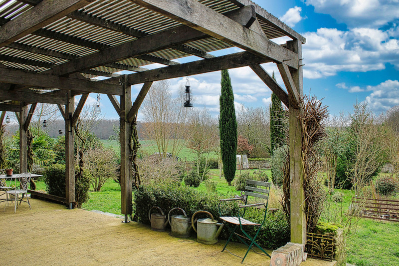 French property for sale in Selles-Saint-Denis, Loir-et-Cher - €195,000 - photo 2