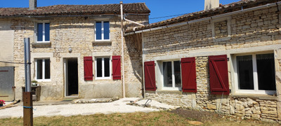 French property for sale in Lorigné, Deux-Sèvres - €136,250 - photo 1