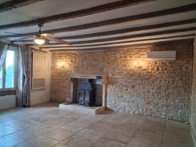 French property for sale in Genouillé, Vienne - €189,000 - photo 2