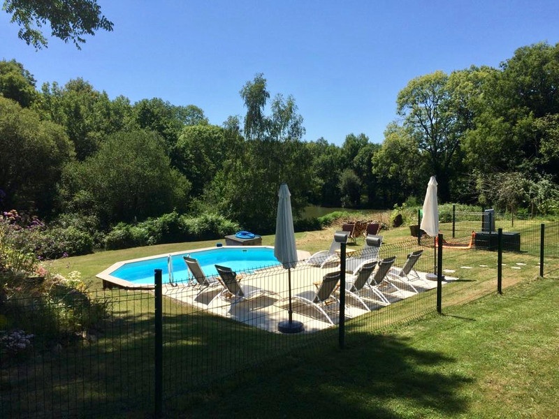 French property for sale in Mazerolles, Charente - €495,000 - photo 5