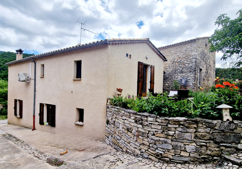 French property for sale in Montfroc, Drôme - €194,000 - photo 2