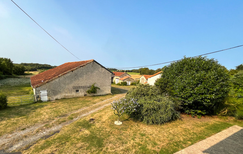 French property for sale in Fleix, Vienne - €299,000 - photo 8