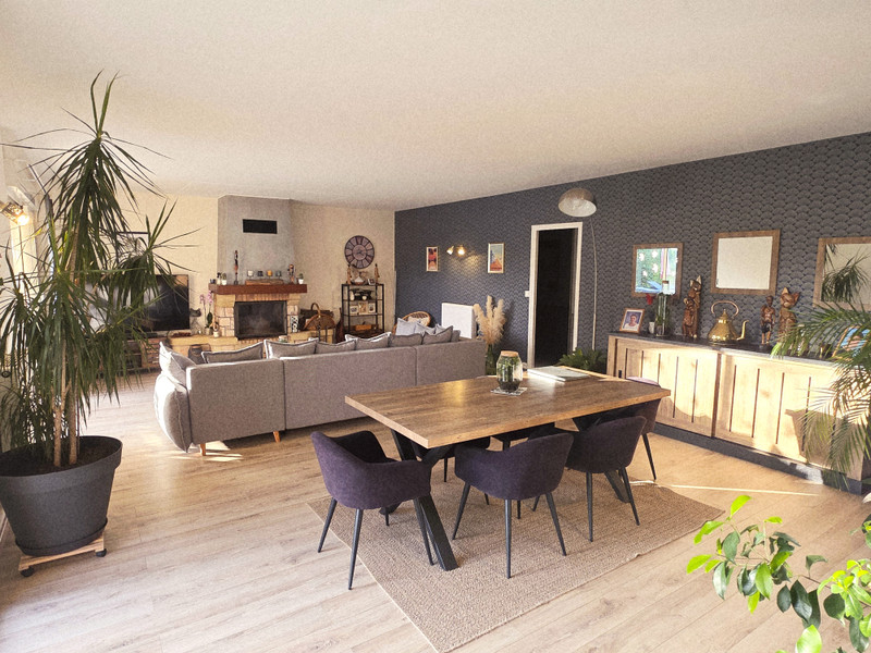 French property for sale in Saint-Astier, Dordogne - €372,000 - photo 5