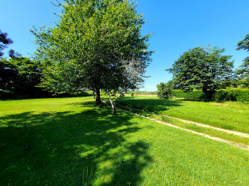 French property for sale in Nanteuil-en-Vallée, Charente - €162,000 - photo 9