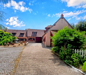 Maison à vendre à Beauche, Eure-et-Loir, Centre, avec Leggett Immobilier