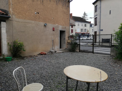 French property for sale in Montmorillon, Vienne - €71,600 - photo 9