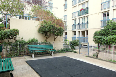 Appartement à vendre à Paris 19e Arrondissement, Paris, Île-de-France, avec Leggett Immobilier