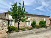 Maison à vendre à Saint-Léger, Charente-Maritime - 205 200 € - photo 1