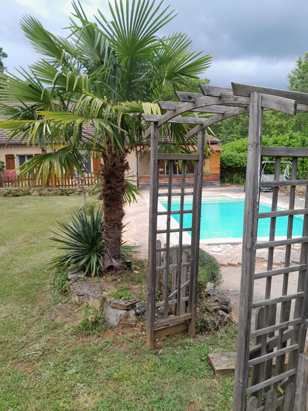 French property for sale in Saint-Aubin-de-Nabirat, Dordogne - €299,600 - photo 8