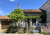 Propriété à vendre à L'Isle-Jourdain, Vienne - 88 000 € - photo n°1