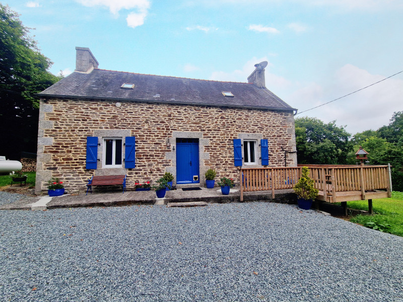 Maison à vendre à Pont-Melvez, Côtes-d'Armor - 202.000 € - photo 1