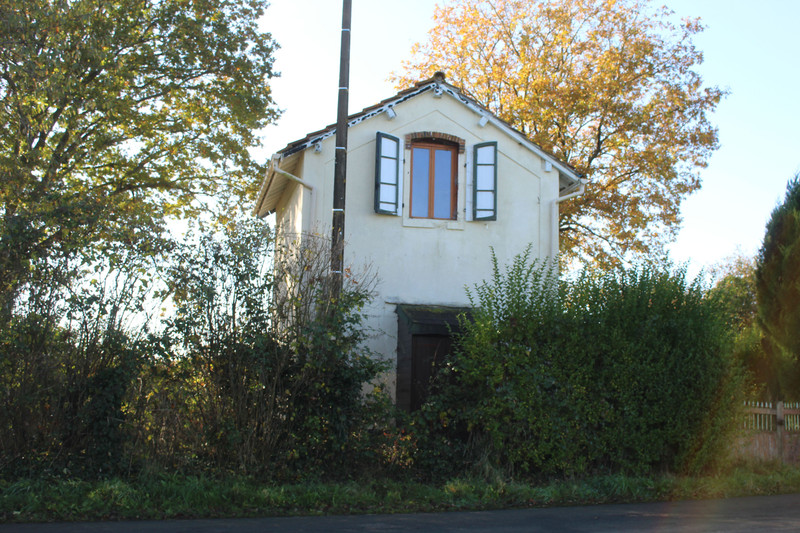 French property for sale in Rémalard en Perche, Orne - &#8364;32,500 - photo 2