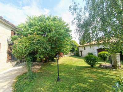 French property for sale in Néré, Charente-Maritime - €150,000 - photo 9