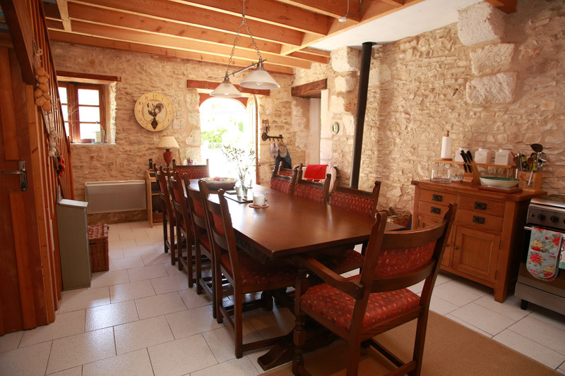 French property for sale in Chapdeuil, Dordogne - &#8364;205,200 - photo 4