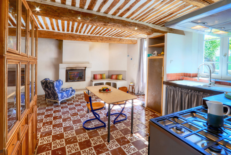 French property for sale in Rustrel, Vaucluse - €460,000 - photo 4