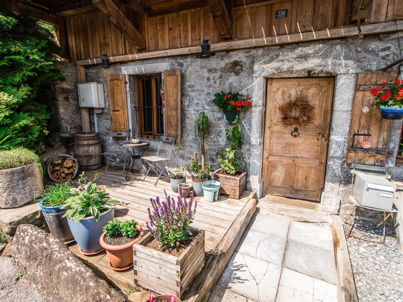 French property for sale in Morillon, Haute-Savoie - &#8364;1,350,000 - photo 2