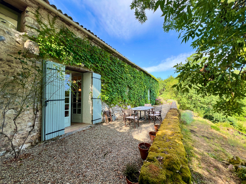 French property for sale in Loubès-Bernac, Lot-et-Garonne - €325,000 - photo 1