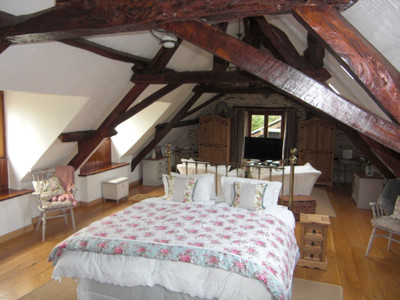 French property for sale in Noëllet, Maine-et-Loire - €340,000 - photo 4