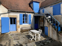 Maison à vendre à Le Brethon, Allier - 179 000 € - photo 2