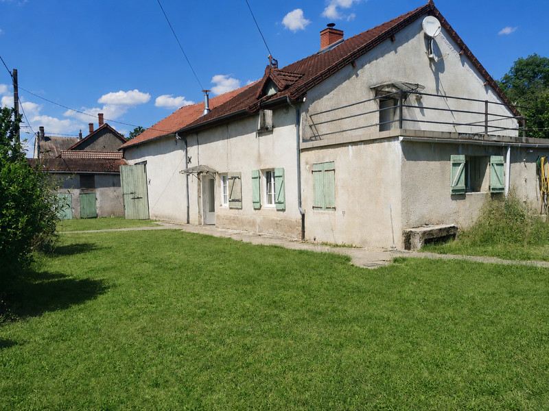 French property for sale in Barnay, Saône-et-Loire - €132,500 - photo 1