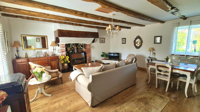 French property for sale in Isigny-le-Buat, Manche - €120,800 - photo 1