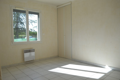 French property for sale in Tonneins, Lot-et-Garonne - €199,900 - photo 9