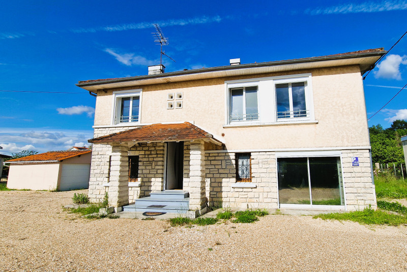 Maison à vendre à Montpon-Ménestérol, Dordogne - 223 000 € - photo 1