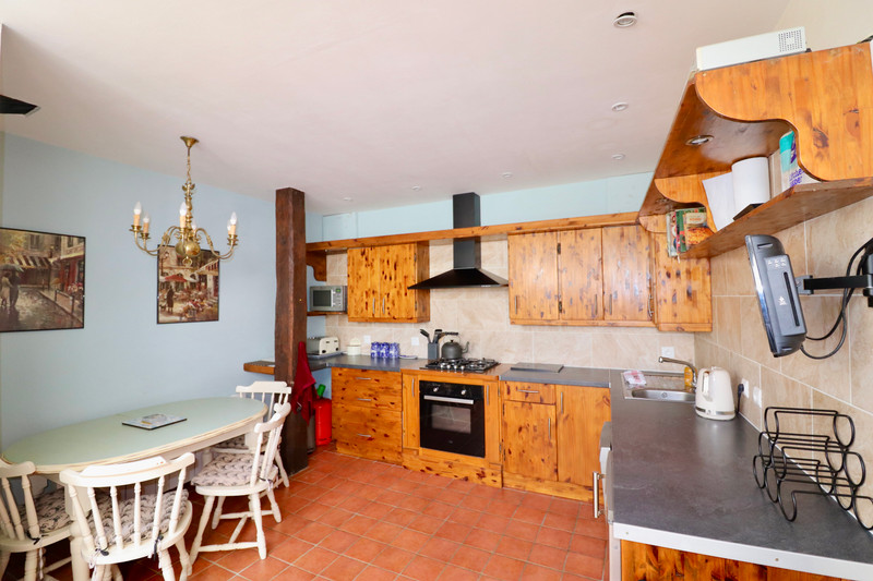 French property for sale in Montbron, Charente - €260,000 - photo 4