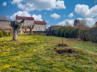 Maison à vendre à Montembœuf, Charente, Poitou-Charentes, avec Leggett Immobilier