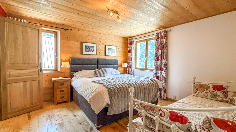 Ski property for sale in Venosc Village - €1,690,000 - photo 5