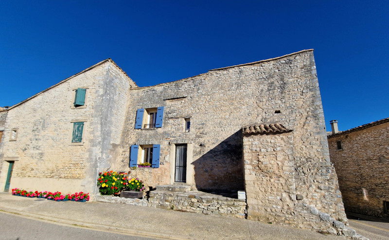 Maison à vendre à Saint-Christol, Vaucluse - 169 900 € - photo 1