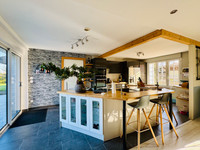 Propriété à vendre à Sainte-Flaive-des-Loups, Vendée - 735 000 € - photo n°4